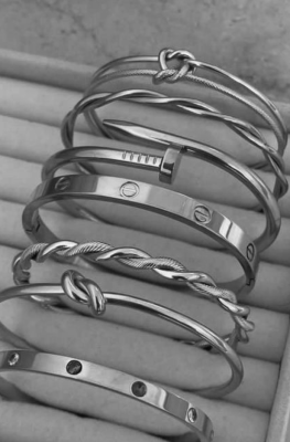 Vòng bạc nữ làm quà tặng ý nghĩa